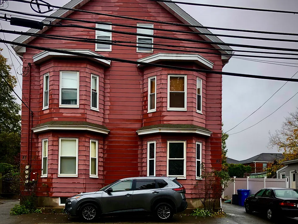 85 Pine St #2