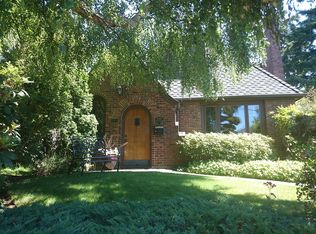 3040 29th Ave W, Seattle, WA 98199