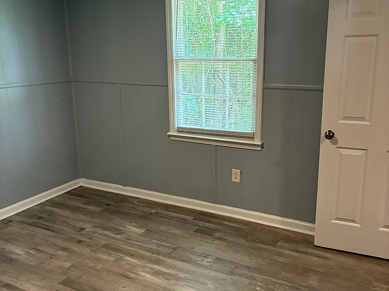 916 E Raleigh Blvd #G — Photo 8