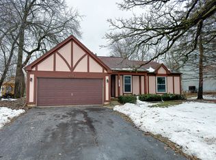 1301 Blue Ridge Pkwy, Algonquin, IL 60102