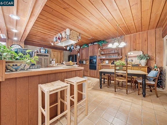 5th image of 17533 Humbug Creek Rd