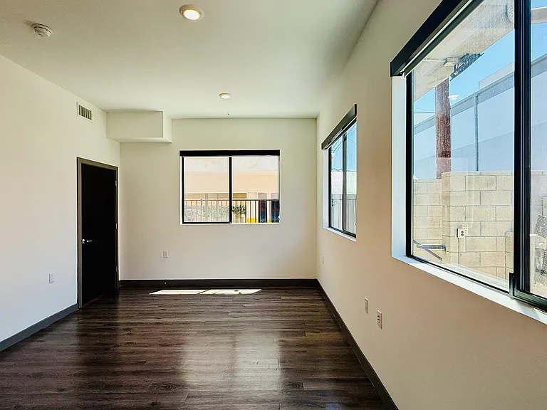5813 Virginia Ave #13 — Photo 6