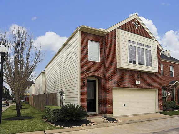 2nd image of 1719 Aden Dr