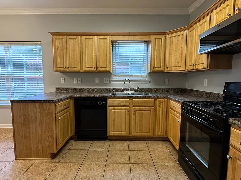 2722 Oxmoor Way — Photo 14