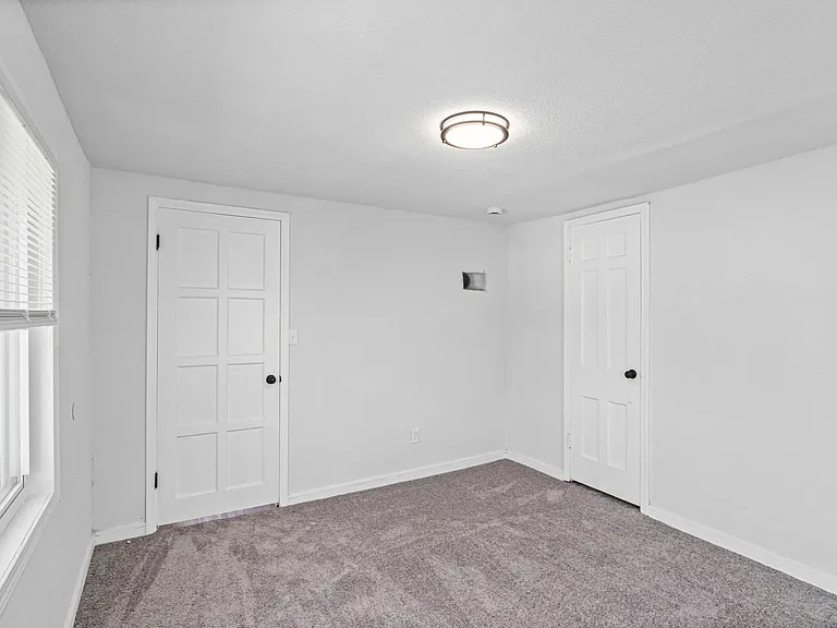 6938 Askew Ave — Photo 17
