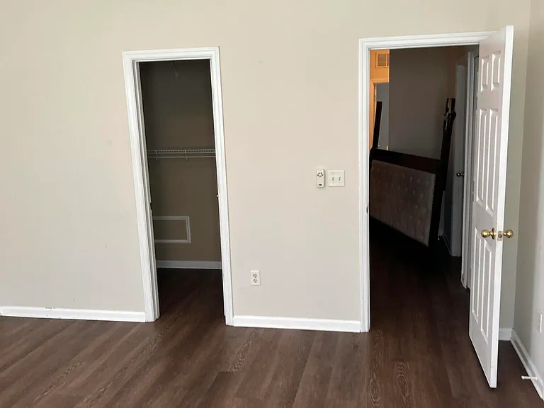 8584 Tower Falls Dr — Photo 9