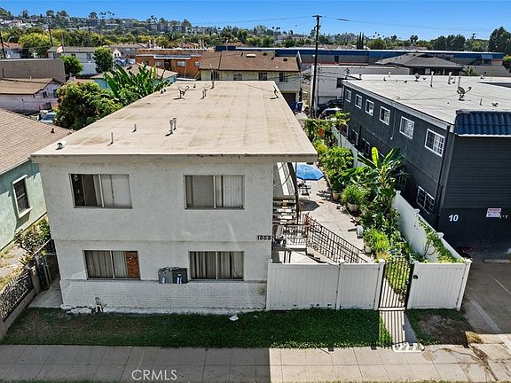 2nd image of 1868 Gardenia Ave