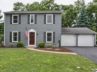 1882 Mary Ln, Carlisle, PA 17013