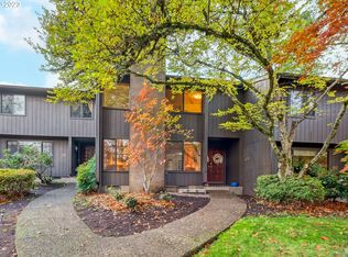 109 Westbrook Way, Eugene, OR 97405