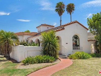8800 S 3rd Ave, Inglewood, CA, 90305