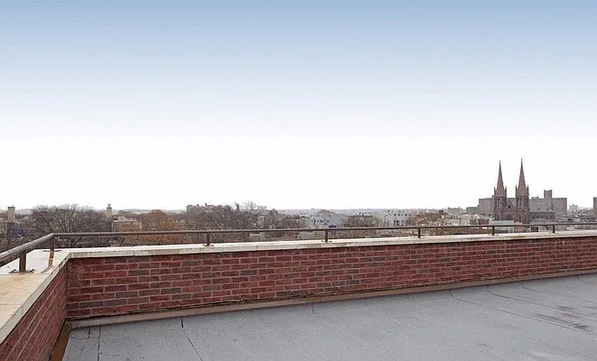 Rented by Brick&Mortar | media 33