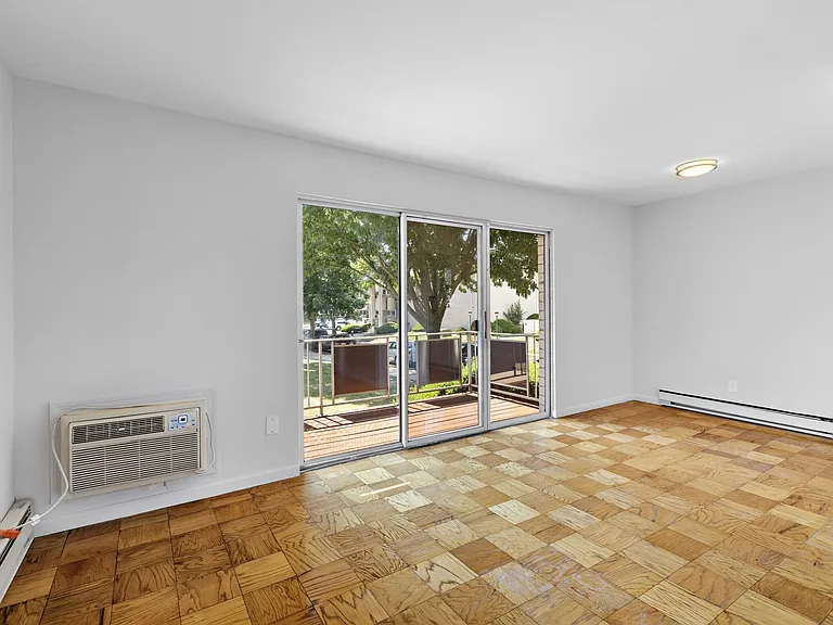 Living Room / Dining Area