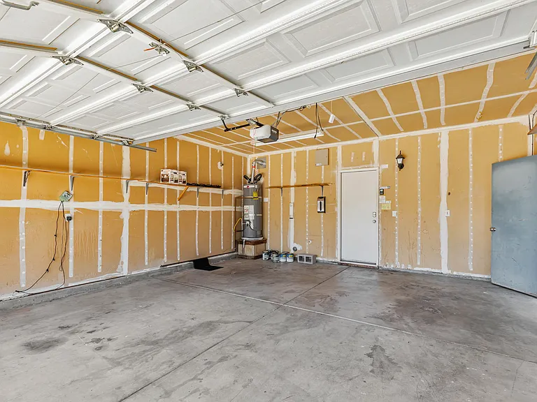 4405 Fall Ln — Photo 23