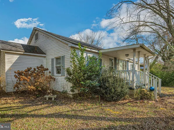 20770 Langley Rd, Great Mills, MD 20634