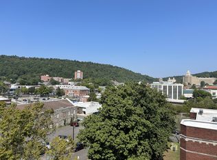 125 Oak St #1-401, Hot Springs National Park, AR 71901