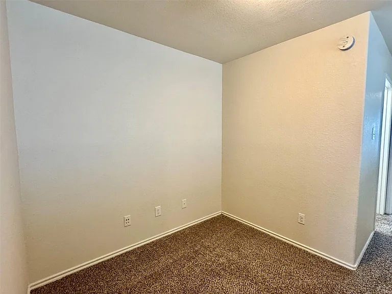 6407 Densberry Ln — Photo 14