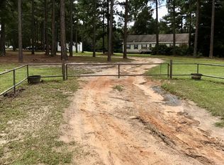 1875 Sugar Hill Rd, Lenox, GA 31637