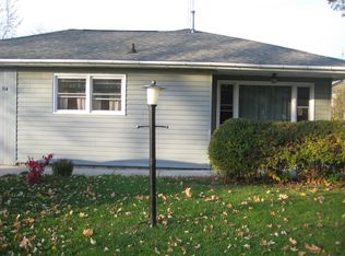 304 York St, Warren, IL 61087
