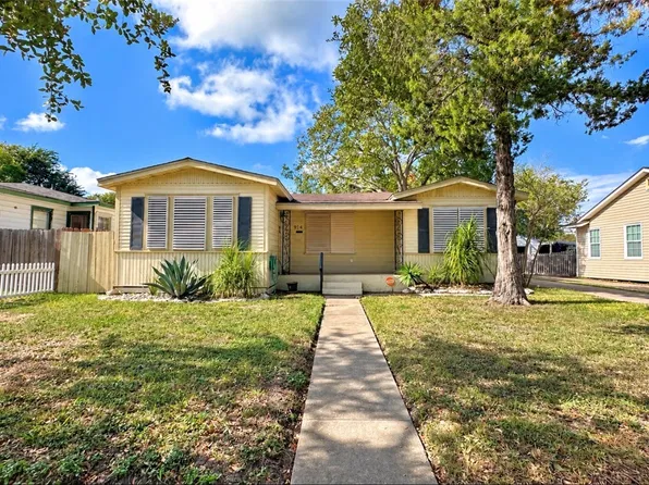 914 Cunningham St, Corpus Christi, TX 78411