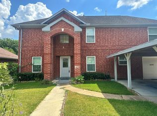 8340 Folkstone Ln, Houston, TX 77075