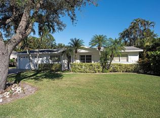 271 1st Ave S, Naples, FL 34102