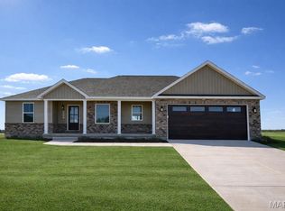 824 Barclay Dr, Farmington, MO 63640