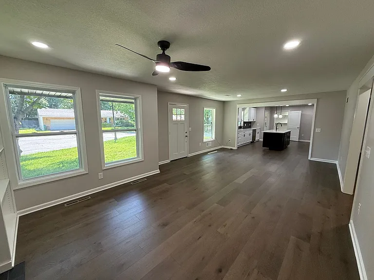 4806 Belinder Ct — Photo 4