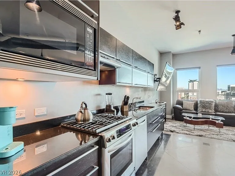 200 Hoover Ave #1111 — Photo 19