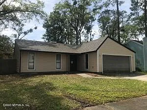 6828 Coralberry Ln S Photo 1