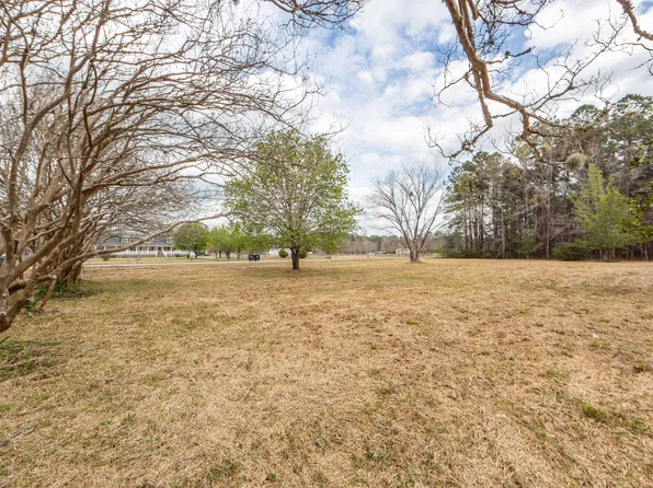 118 Ponderosa Rd, Summerville, SC 29483