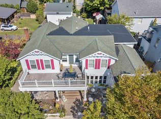 132 Mason St, Saugatuck, MI 49453
