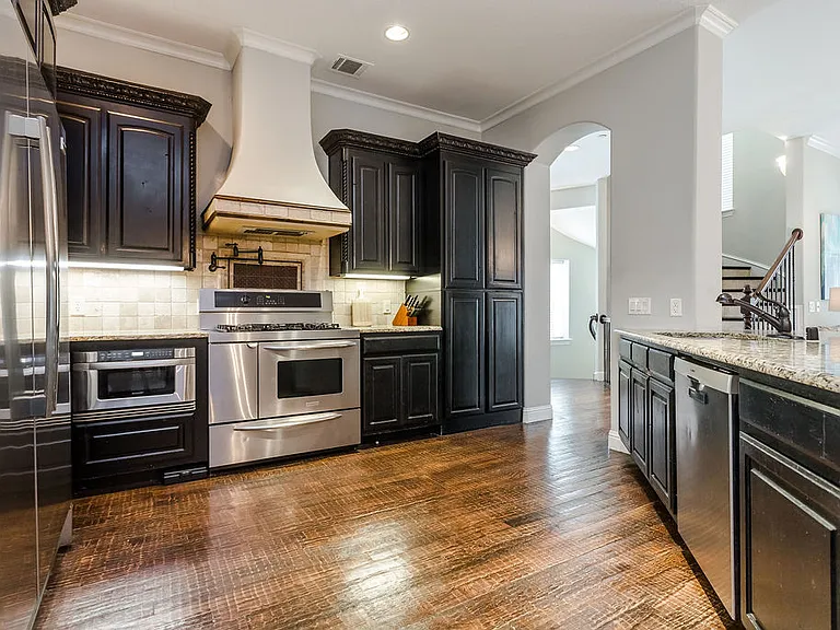 3817 Bowser Ave #C — Photo 33