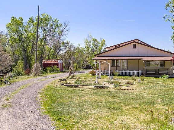 3rd image of 463 NE Indian Camp Avenue