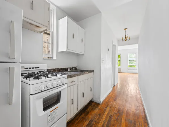 421 East 82nd Street image 10 of 17