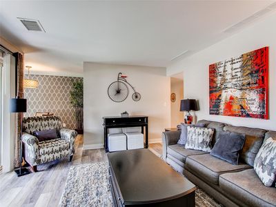 7334 S Xenia Cir APT B, Centennial, CO, 80112