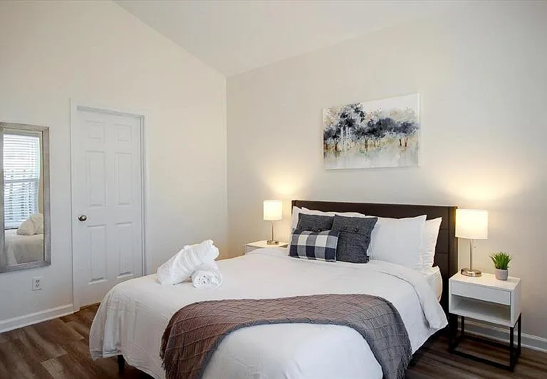 11 Summer Lake Way — Photo 11