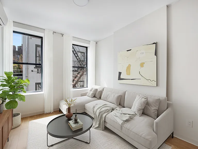 34 Carmine St #5A — Photo 2