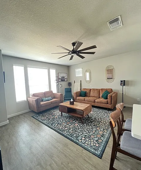 14811 Maverick Ave — Photo 7