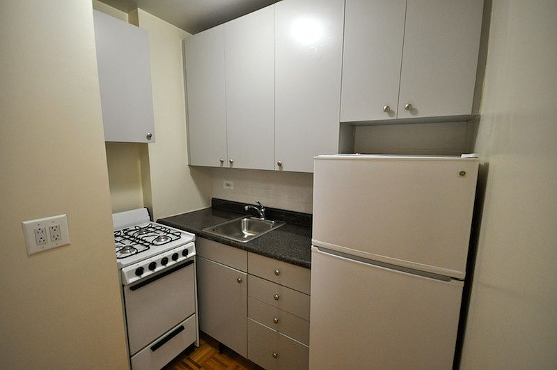 1st image of 504 E 79th St APT 6G