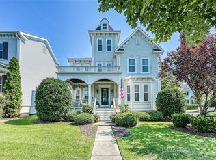 17225 Hedgerow Park Rd, Charlotte, NC 28277