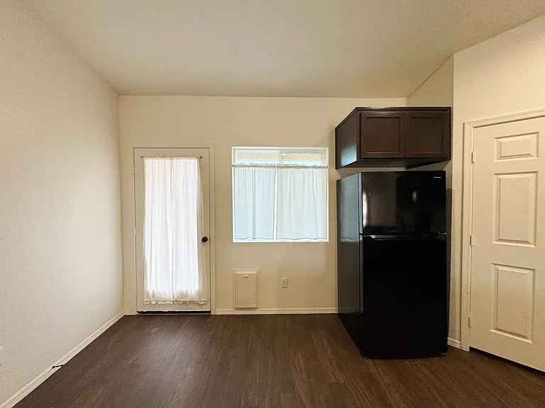 7176 E 38th Ln — Photo 14