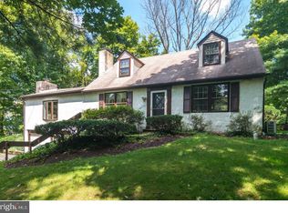 1061 Cedar Ln, Newtown, PA 18940