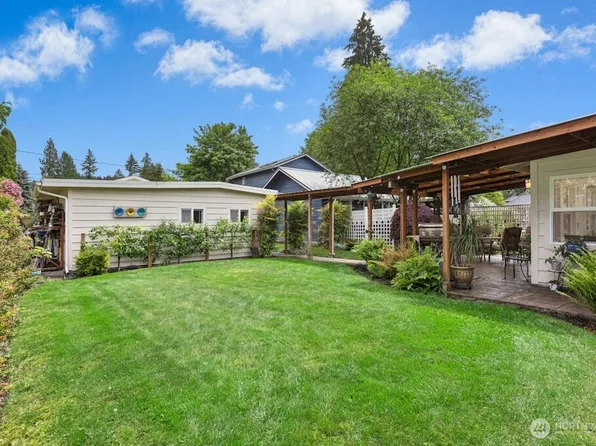 8608 307th Avenue SE, Issaquah, WA 98027