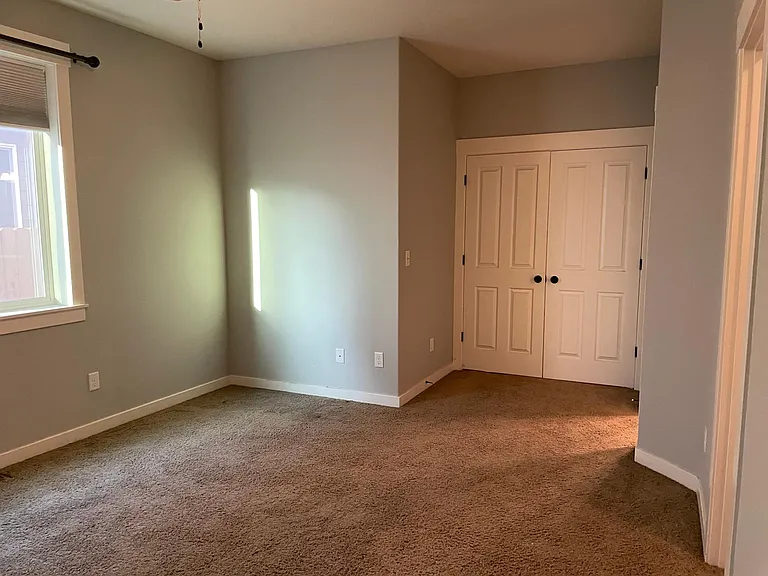 10303 NE 143rd Ave — Photo 18