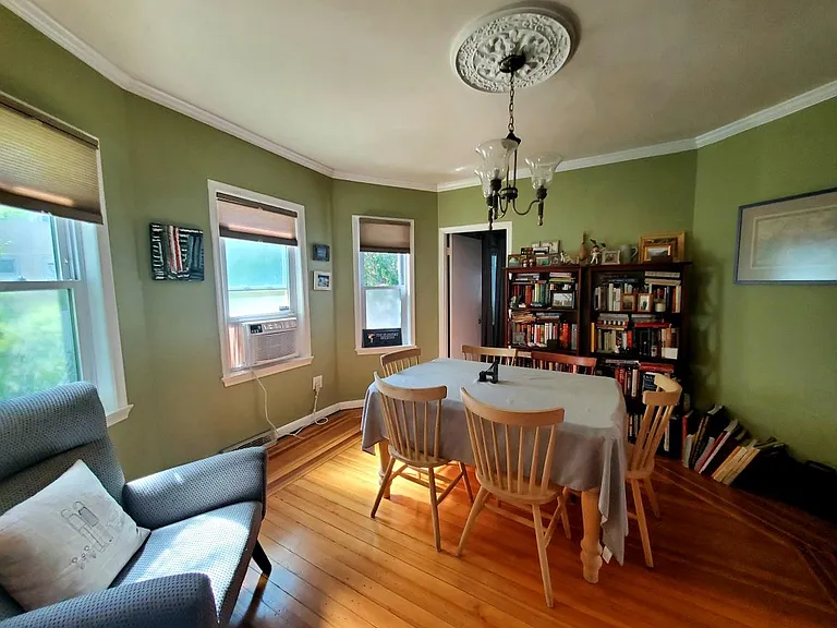 59 Cameron Ave — Photo 10