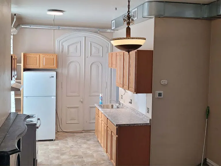 419 Jonestown Rd #C — Photo 2