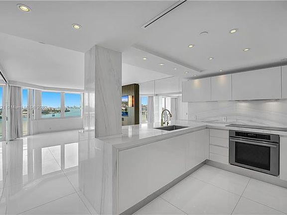 4th image of 400 S Pointe Dr APT 1407