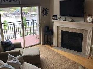 141 Main St UNIT 408, Racine, WI 53403
