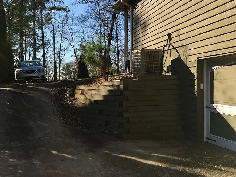 8095 Lanier Dr — Photo 11