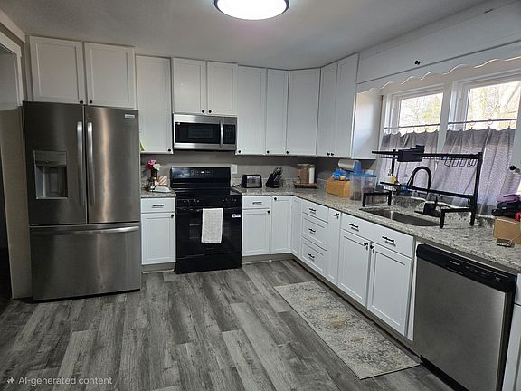 4th image of 306 Johnson St